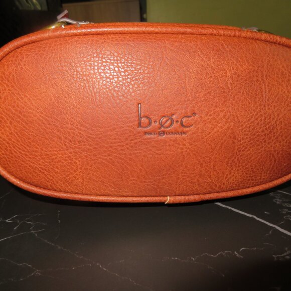 BOC Born Concept Brown crossbody shoulder bag lot of pockets In great condition - Picture 5 of 11